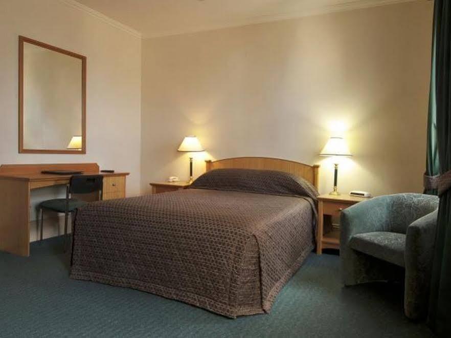Community Hotel Loxton